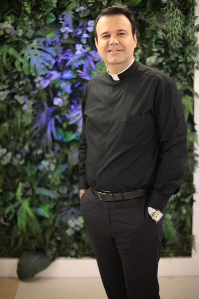 Padre Marcio Tadeu